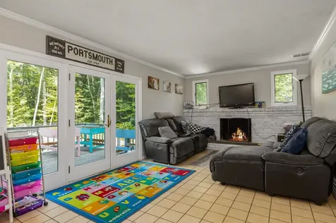 30 Ffrost Drive Durham NH 03824