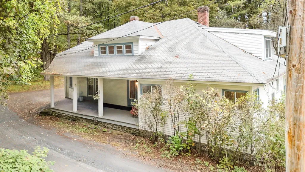 44 Petrin Heights Road Claremont NH 03743