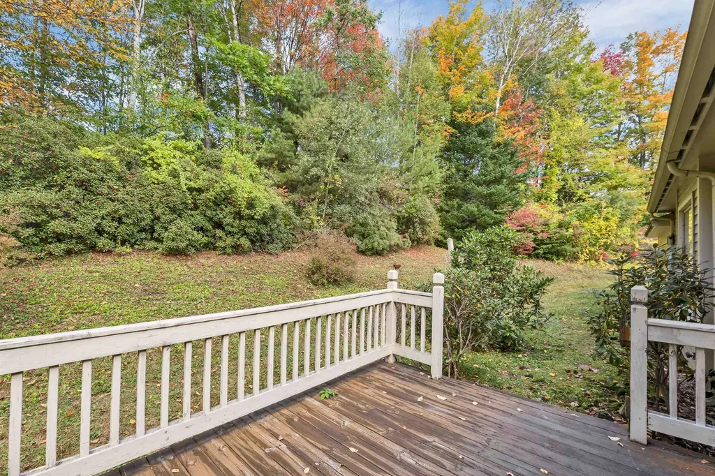 23 Cider Mill Drive Campton NH 03223