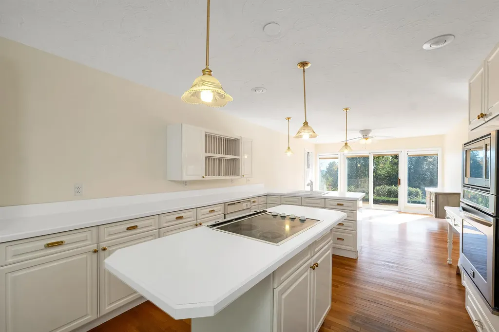 23 Cider Mill Drive Campton NH 03223