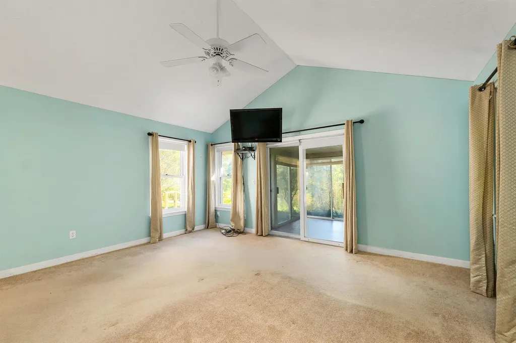 23 Cider Mill Drive Campton NH 03223