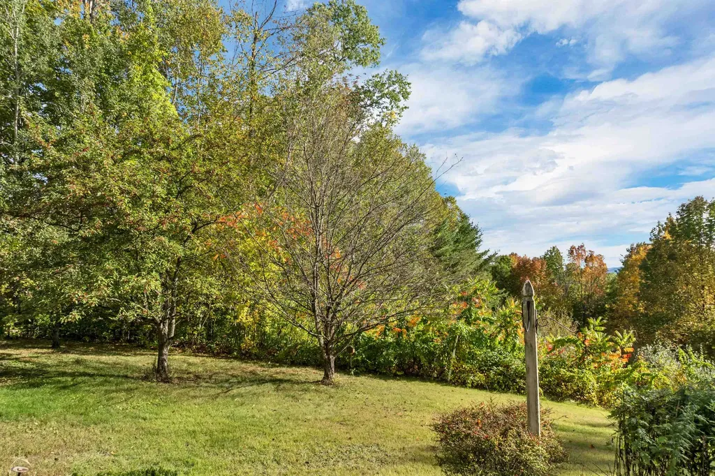 23 Cider Mill Drive Campton NH 03223