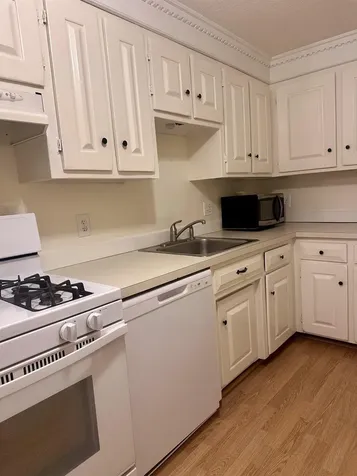 152 Cannongate 111 Road Nashua NH 03063