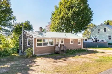 47 Woodland Avenue Laconia NH 03246