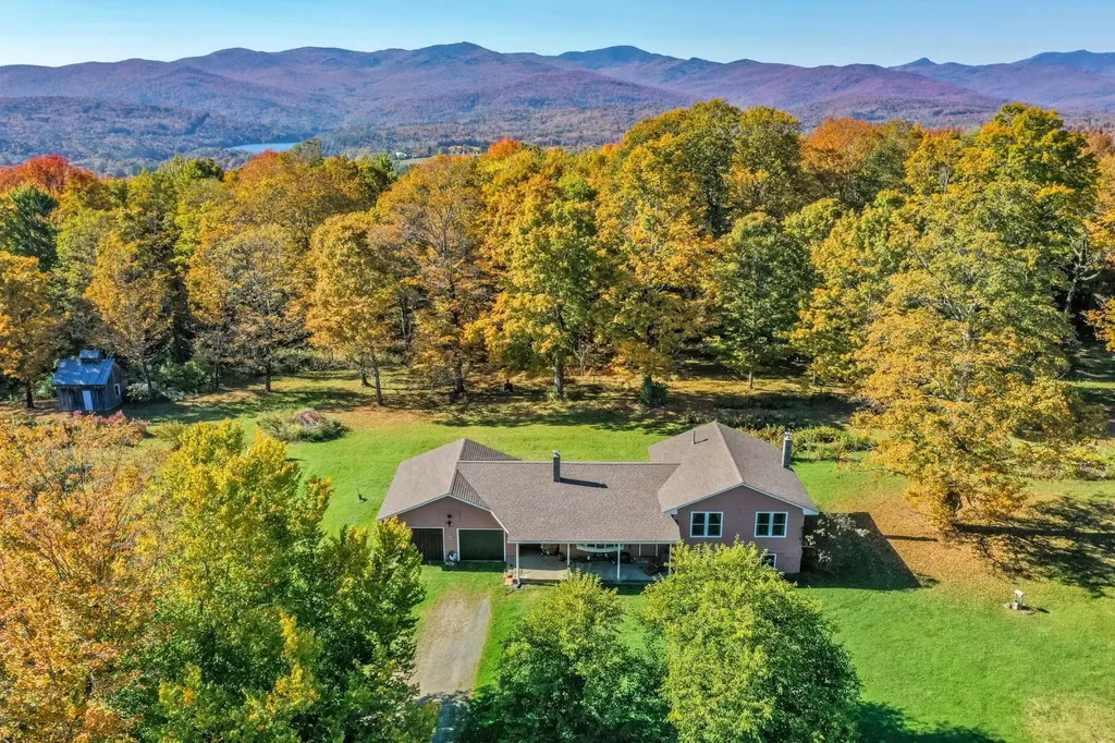 1421 Shaw Mansion Road Waterbury VT 05676