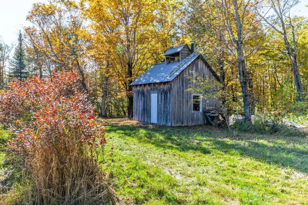 1421 Shaw Mansion Road Waterbury VT 05676