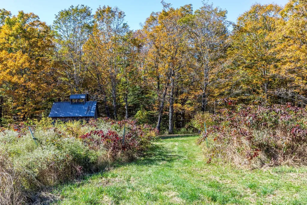 1421 Shaw Mansion Road Waterbury VT 05676