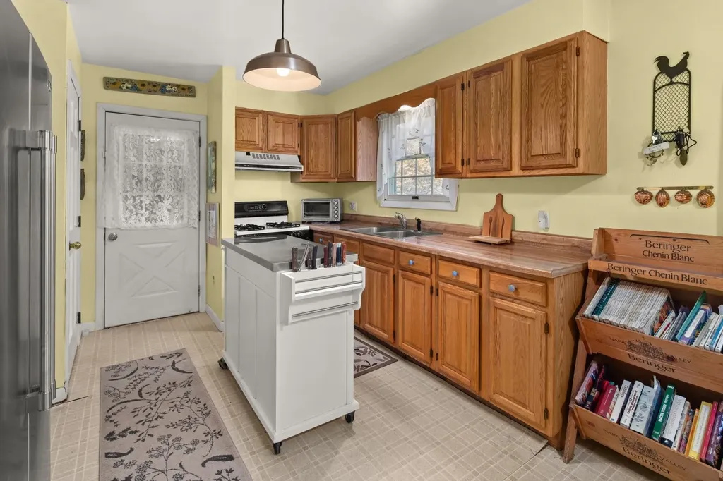 1421 Shaw Mansion Road Waterbury VT 05676