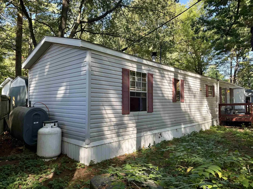 22 Hawthorne Lane Colchester VT 05446