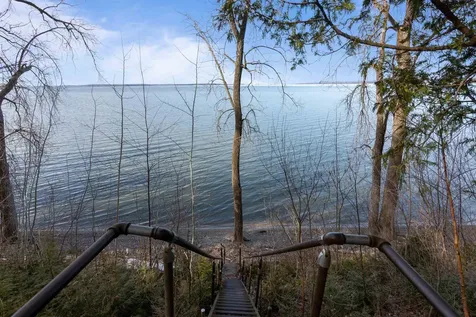 22 Hawthorne Lane Colchester VT 05446