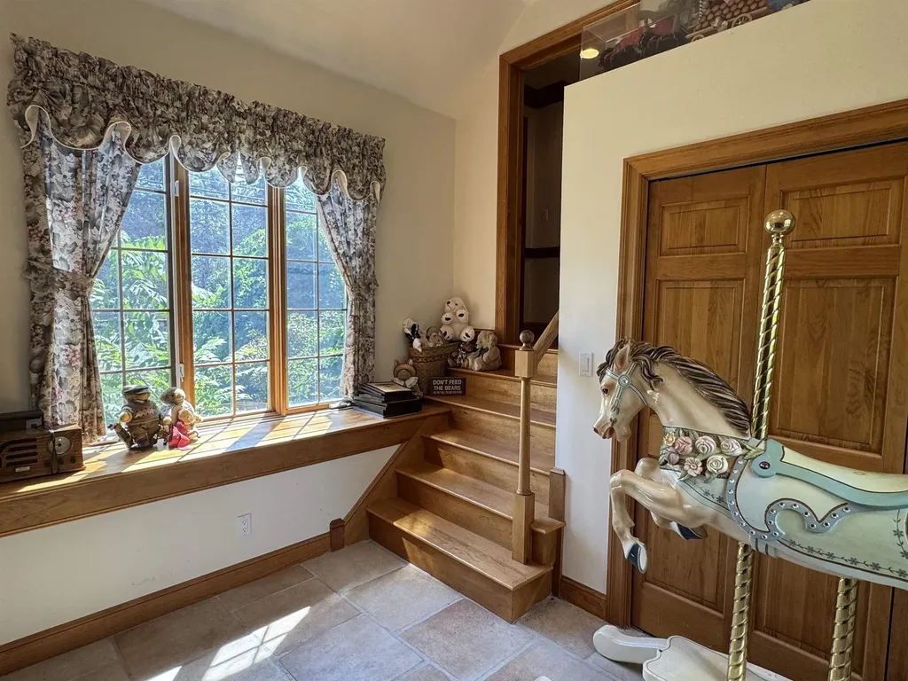 24 Locke Road Hampton NH 03842