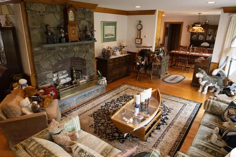 24 Locke Road Hampton NH 03842