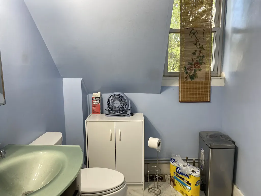 67 Woodburn Street Keene NH 03431