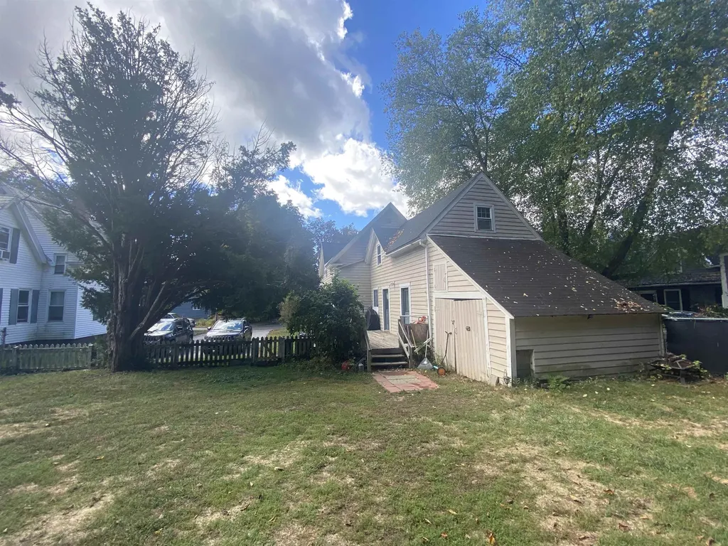 67 Woodburn Street Keene NH 03431