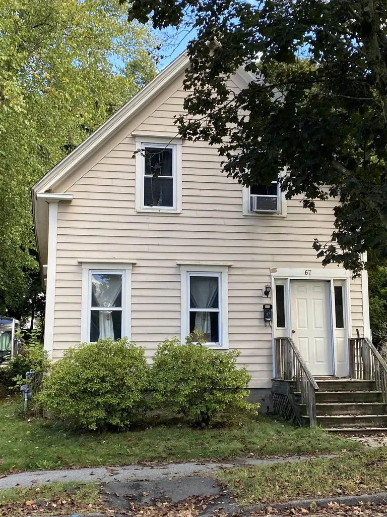 67 Woodburn Street Keene NH 03431