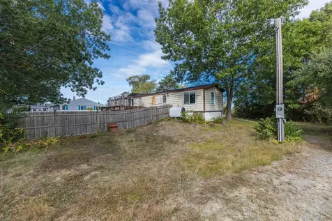 312 S Main Street Seabrook NH 03874