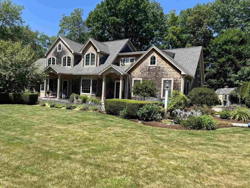 19 Katie Lane Hampton NH 03862