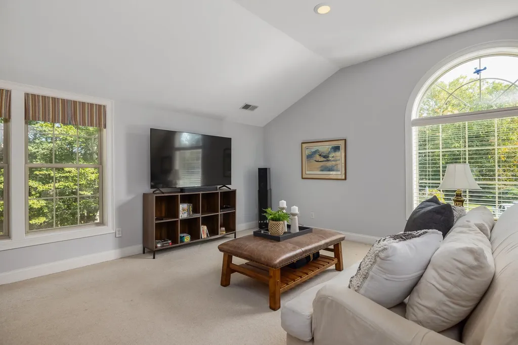 19 Katie Lane Hampton NH 03862