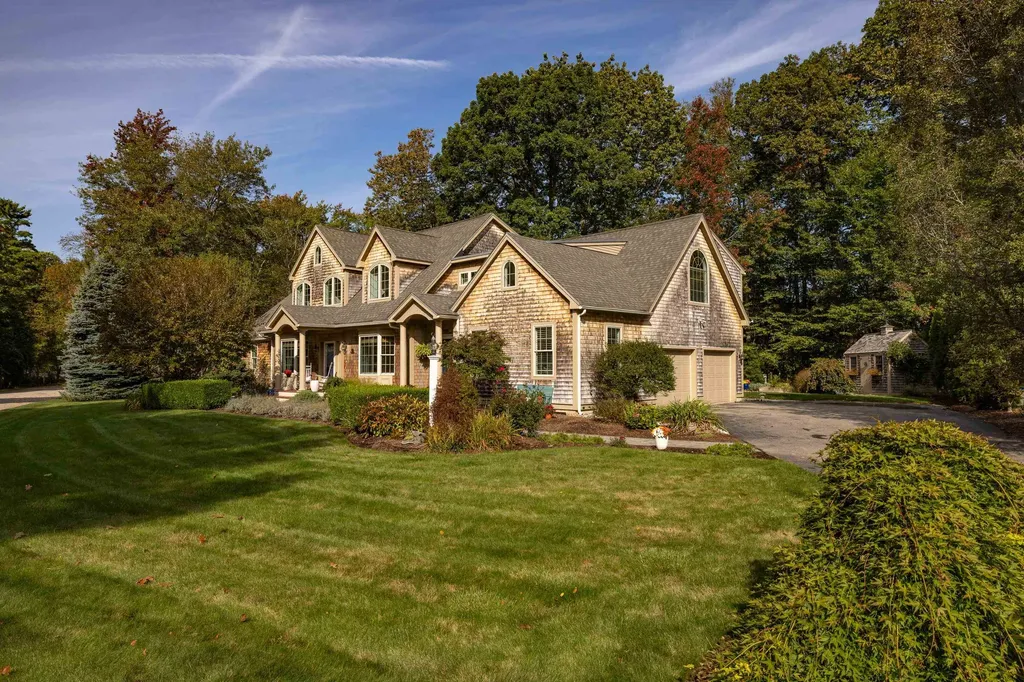 19 Katie Lane Hampton NH 03862