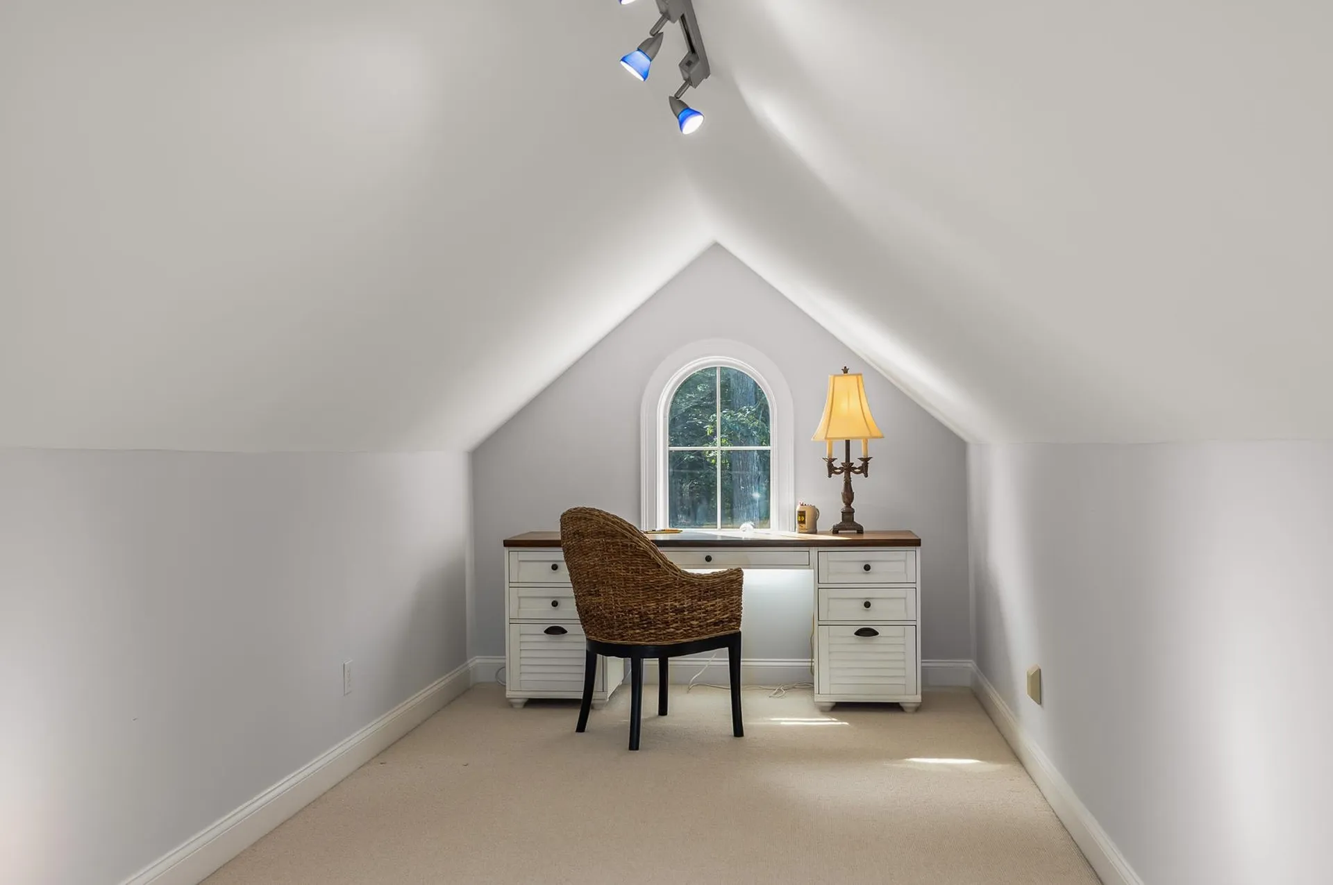 19 Katie Lane Hampton NH 03862