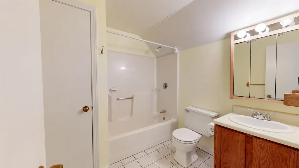 801 Us Route 1 York ME 03904