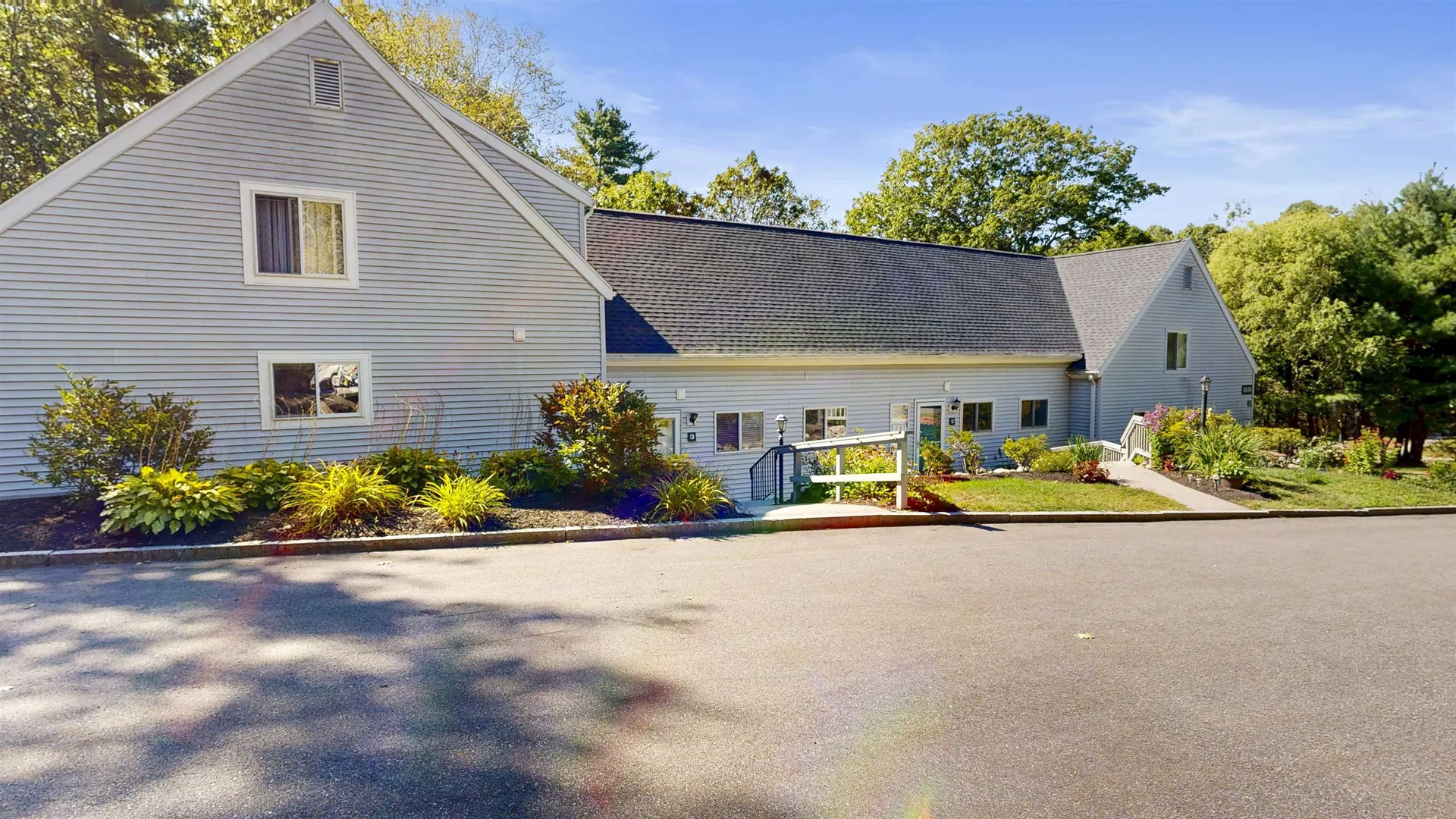 801 Us Route 1 York ME 03904