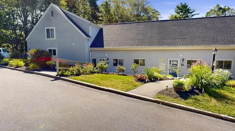 801 Us Route 1 York ME 03904