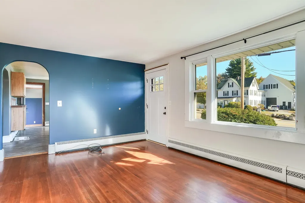 275 S Mammoth Road Manchester NH 03109