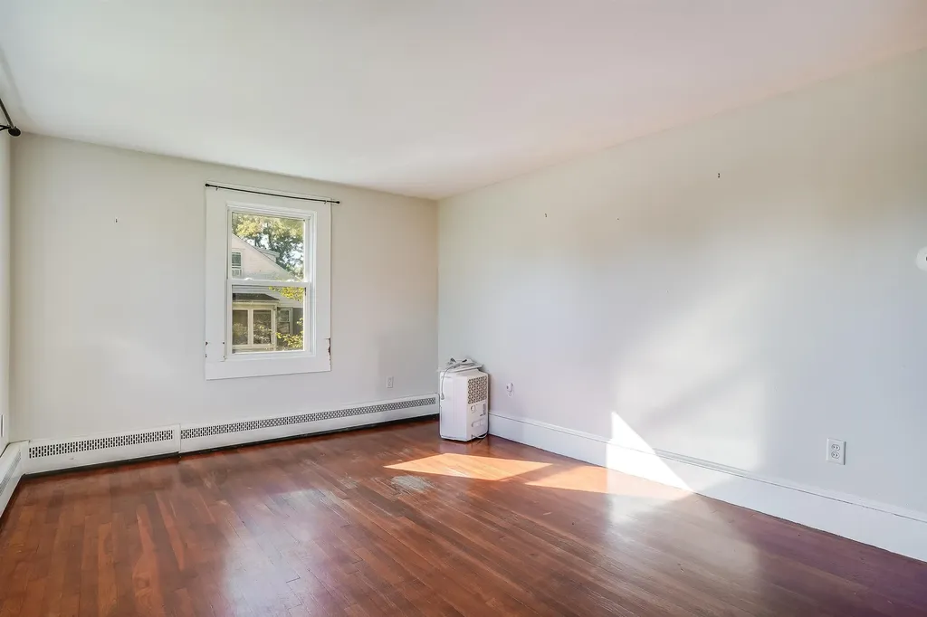 275 S Mammoth Road Manchester NH 03109