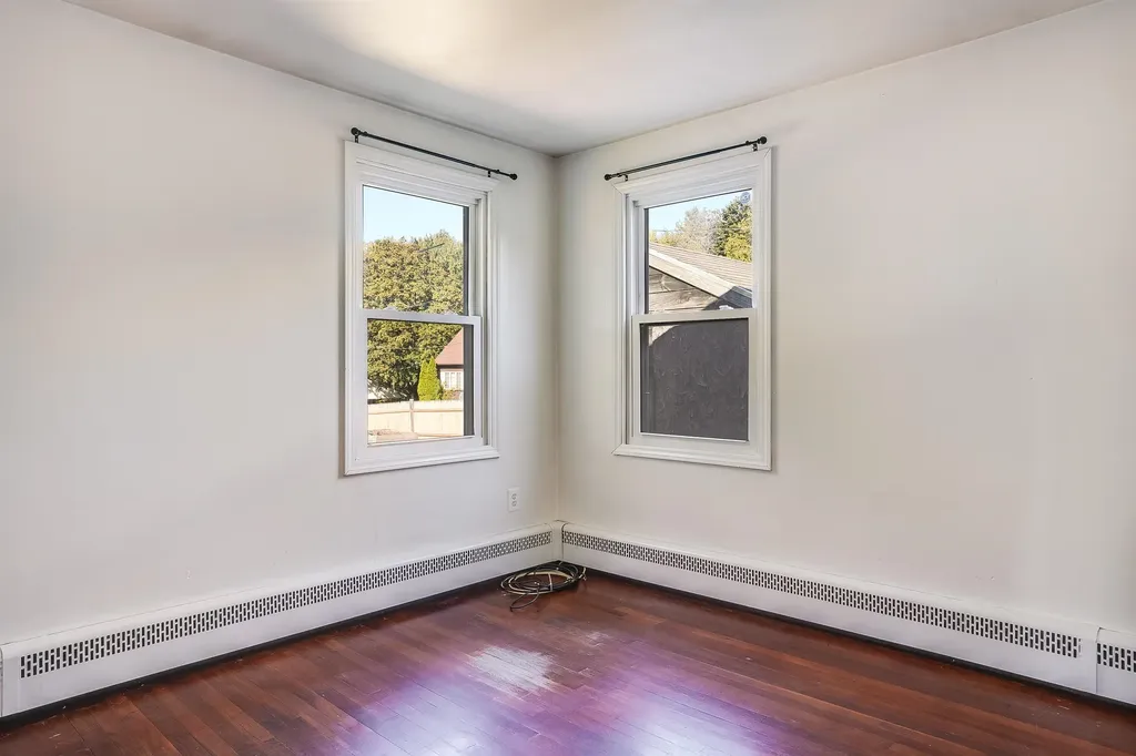 275 S Mammoth Road Manchester NH 03109