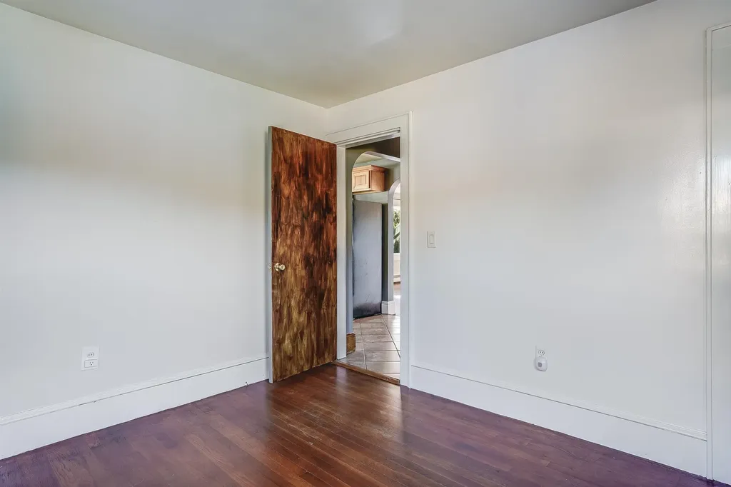 275 S Mammoth Road Manchester NH 03109