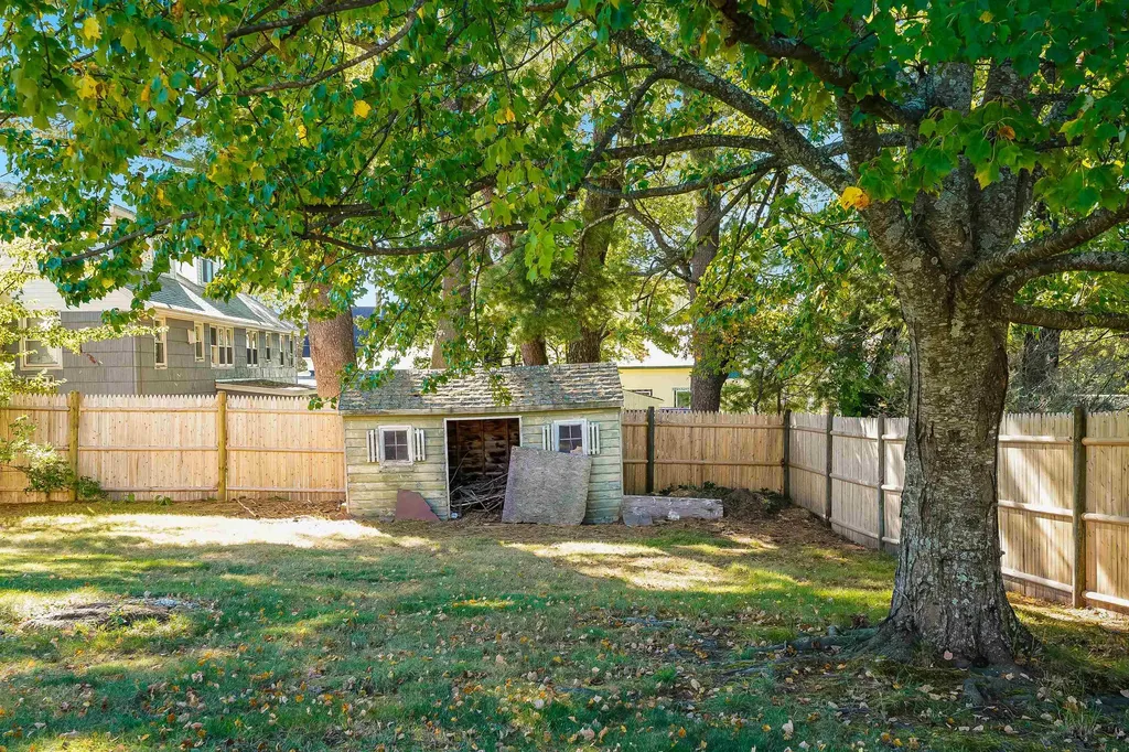 275 S Mammoth Road Manchester NH 03109