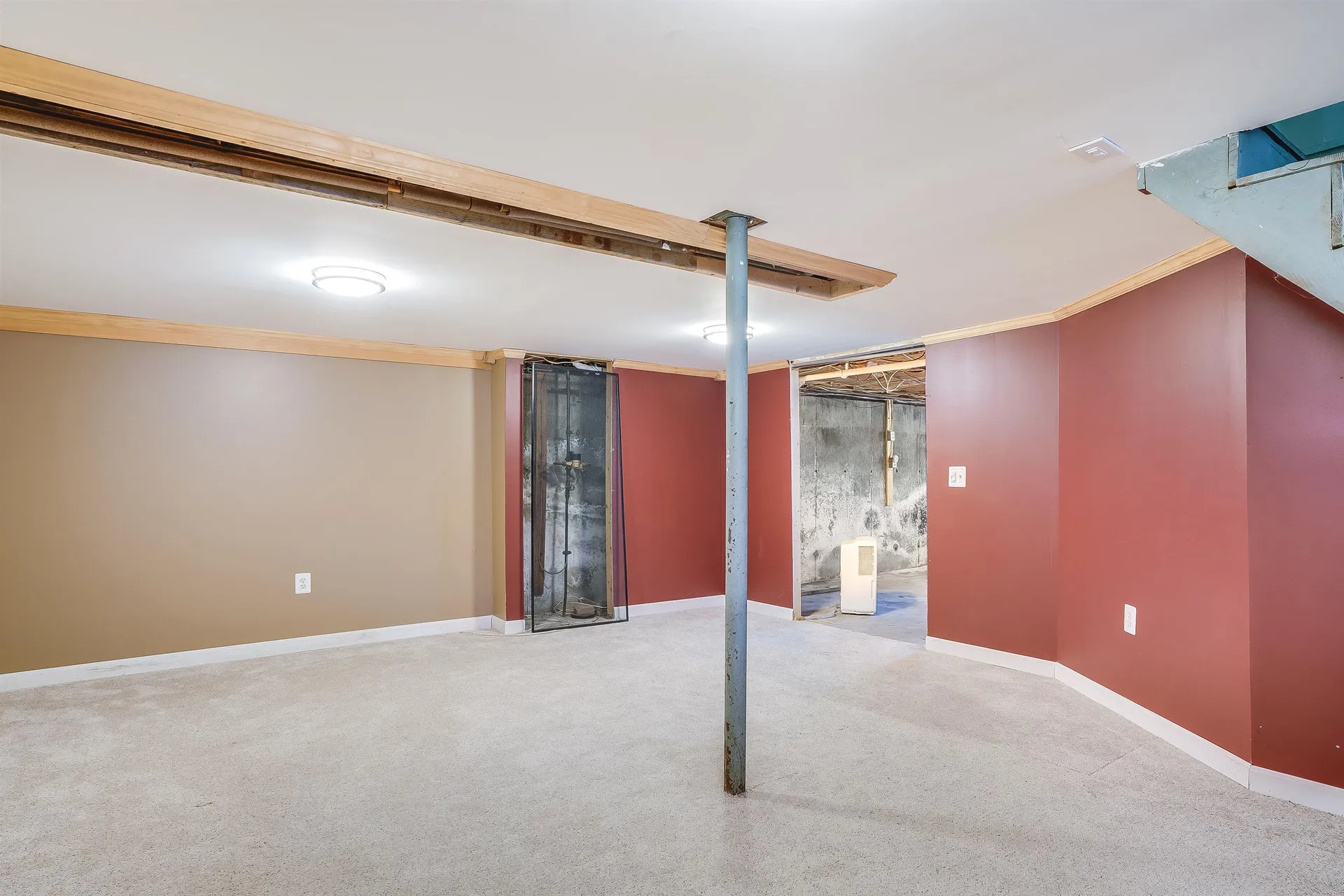 275 S Mammoth Road Manchester NH 03109