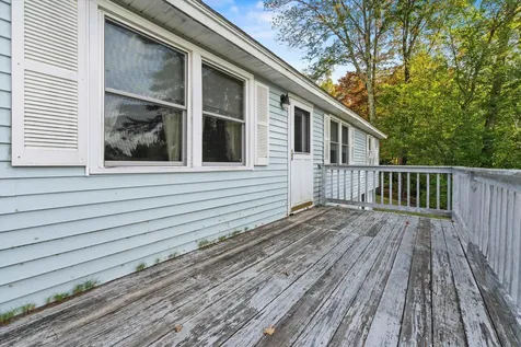 24 Towle Pasture Drive Epsom NH 03234