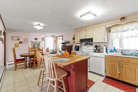 24 Towle Pasture Drive Epsom NH 03234