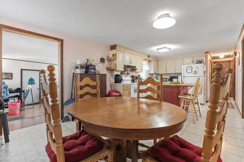 24 Towle Pasture Drive Epsom NH 03234