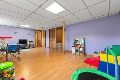 24 Towle Pasture Drive Epsom NH 03234