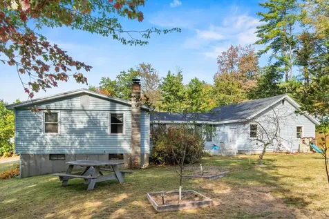 24 Towle Pasture Drive Epsom NH 03234