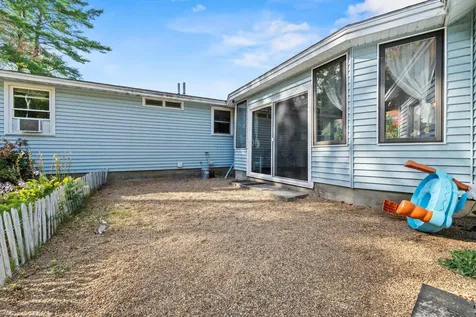 24 Towle Pasture Drive Epsom NH 03234