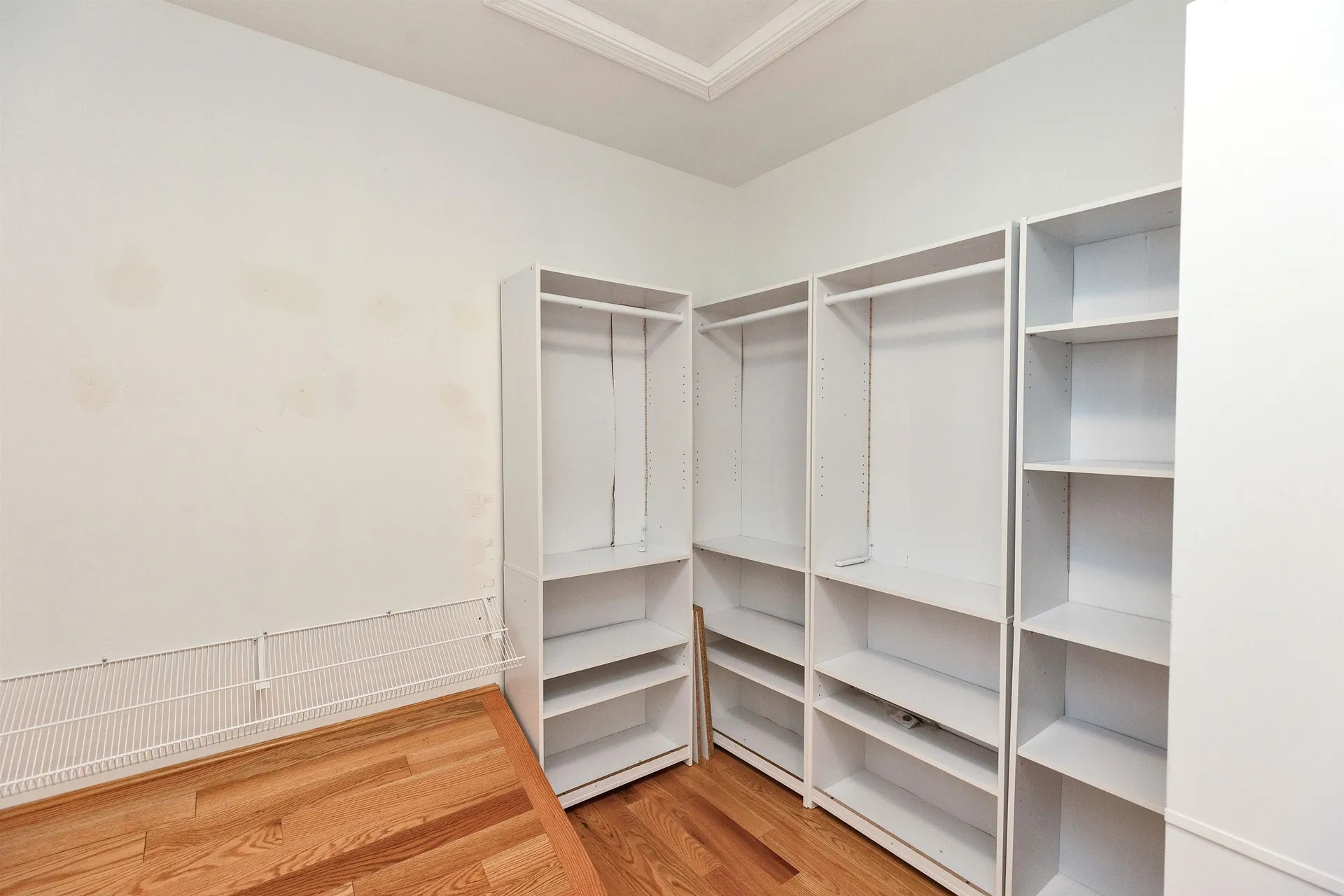 163 Woodview Way Manchester NH 03102