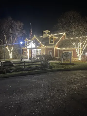 163 Woodview Way Manchester NH 03102