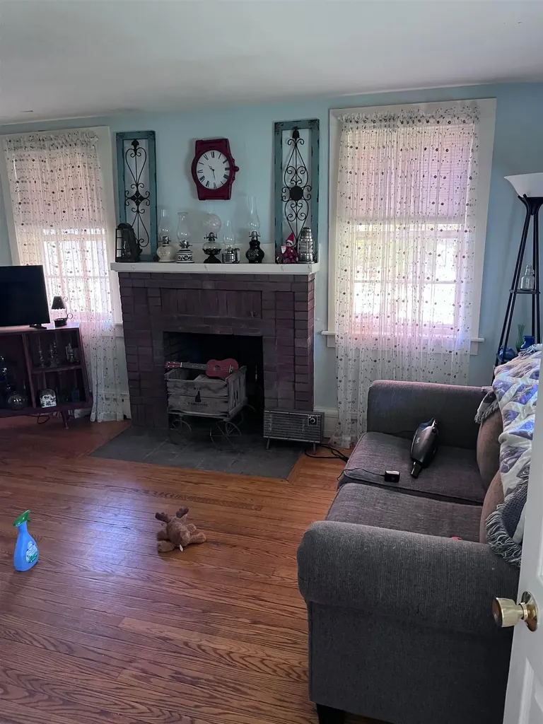 263 Highland Street Plymouth NH 03264