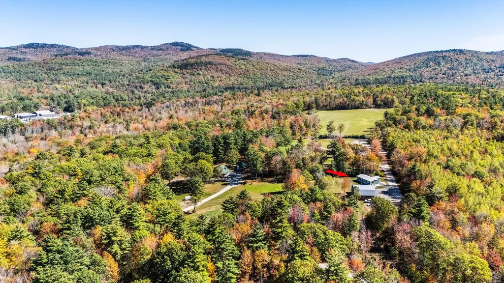 77 Hazzard Road North Springfield NH 03284