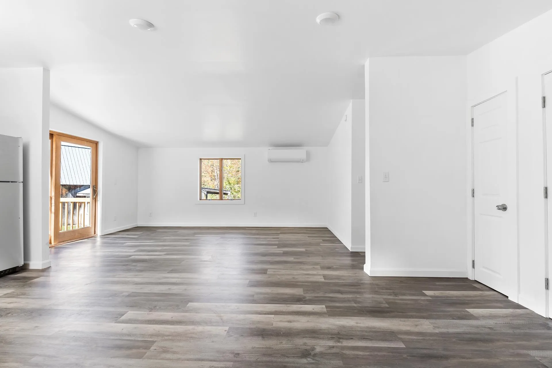 77 Hazzard Road North Springfield NH 03284