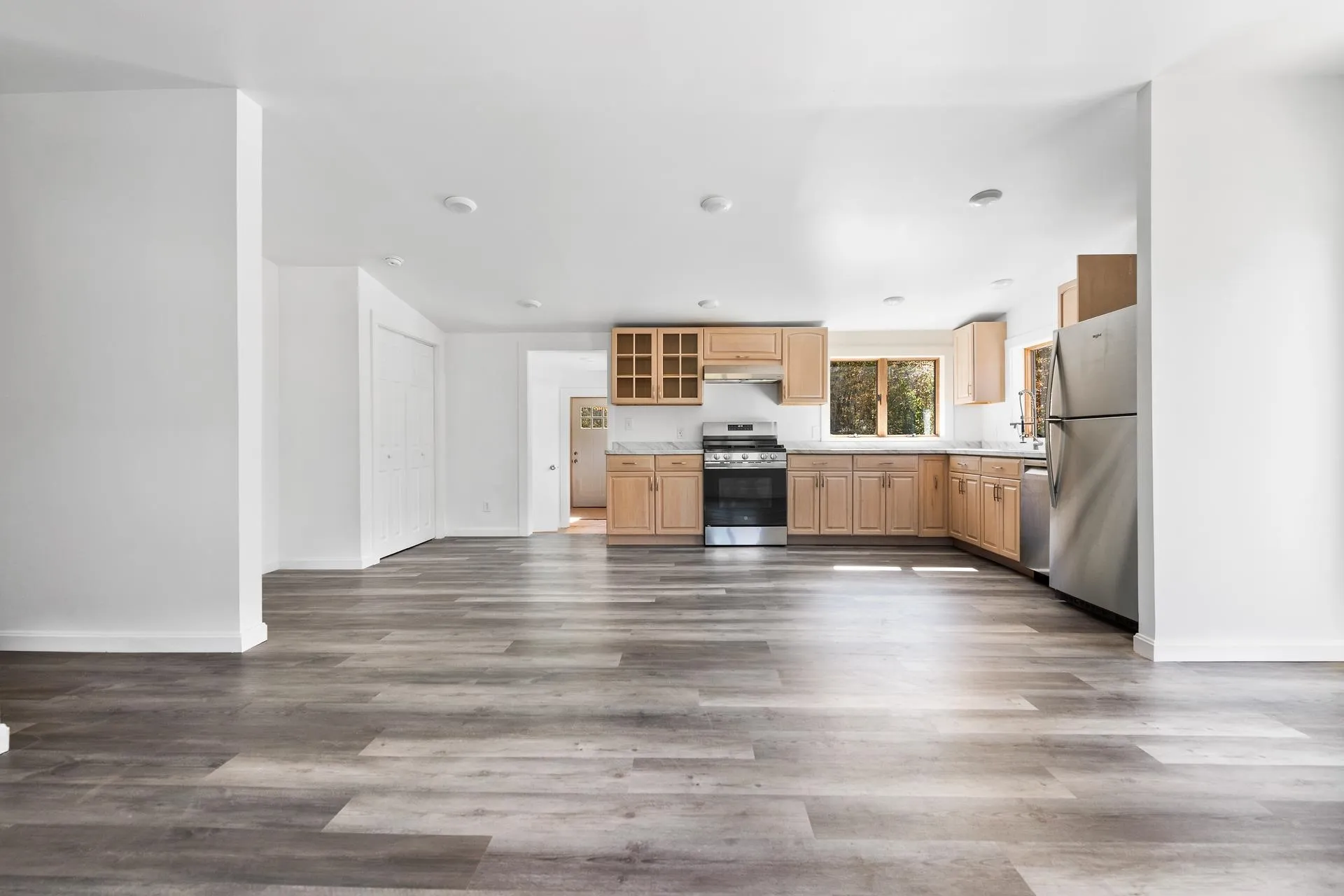 77 Hazzard Road North Springfield NH 03284