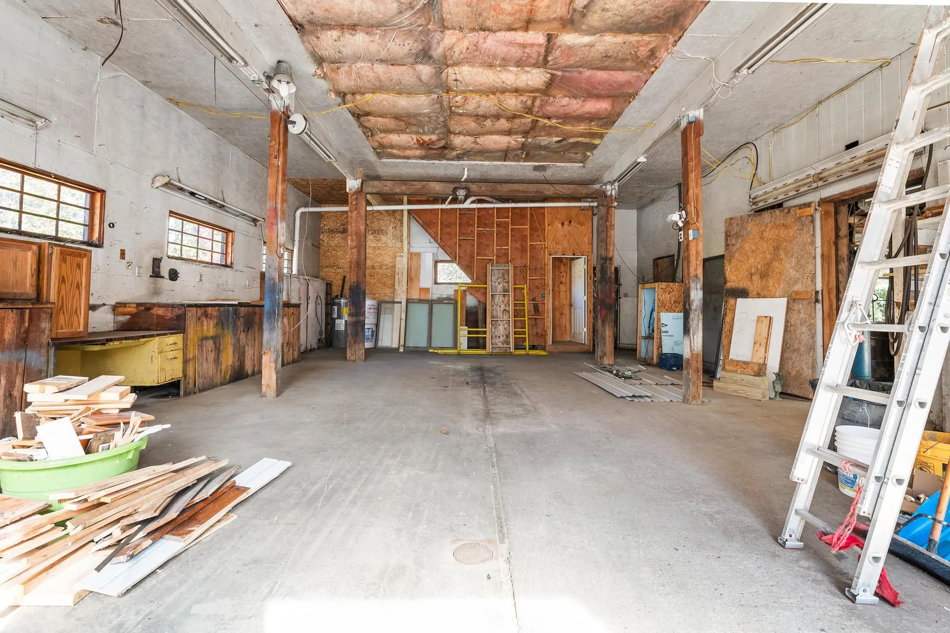 77 Hazzard Road North Springfield NH 03284