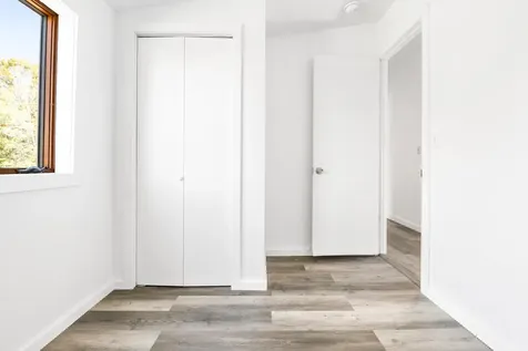 77 Hazzard Road North Springfield NH 03284