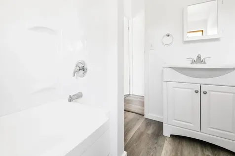 77 Hazzard Road North Springfield NH 03284