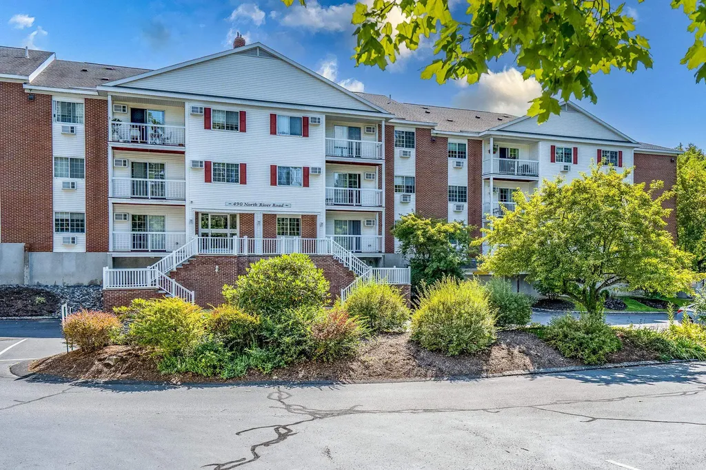 490 River Road Manchester NH 03104