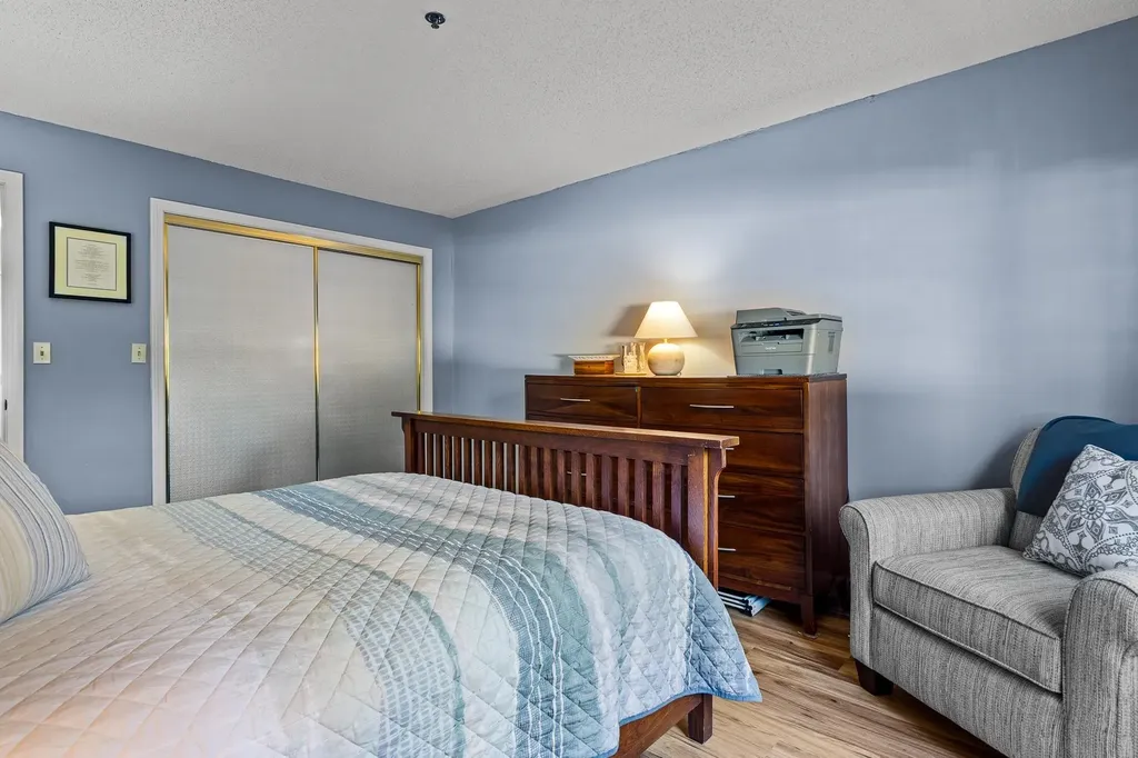 490 River Road Manchester NH 03104